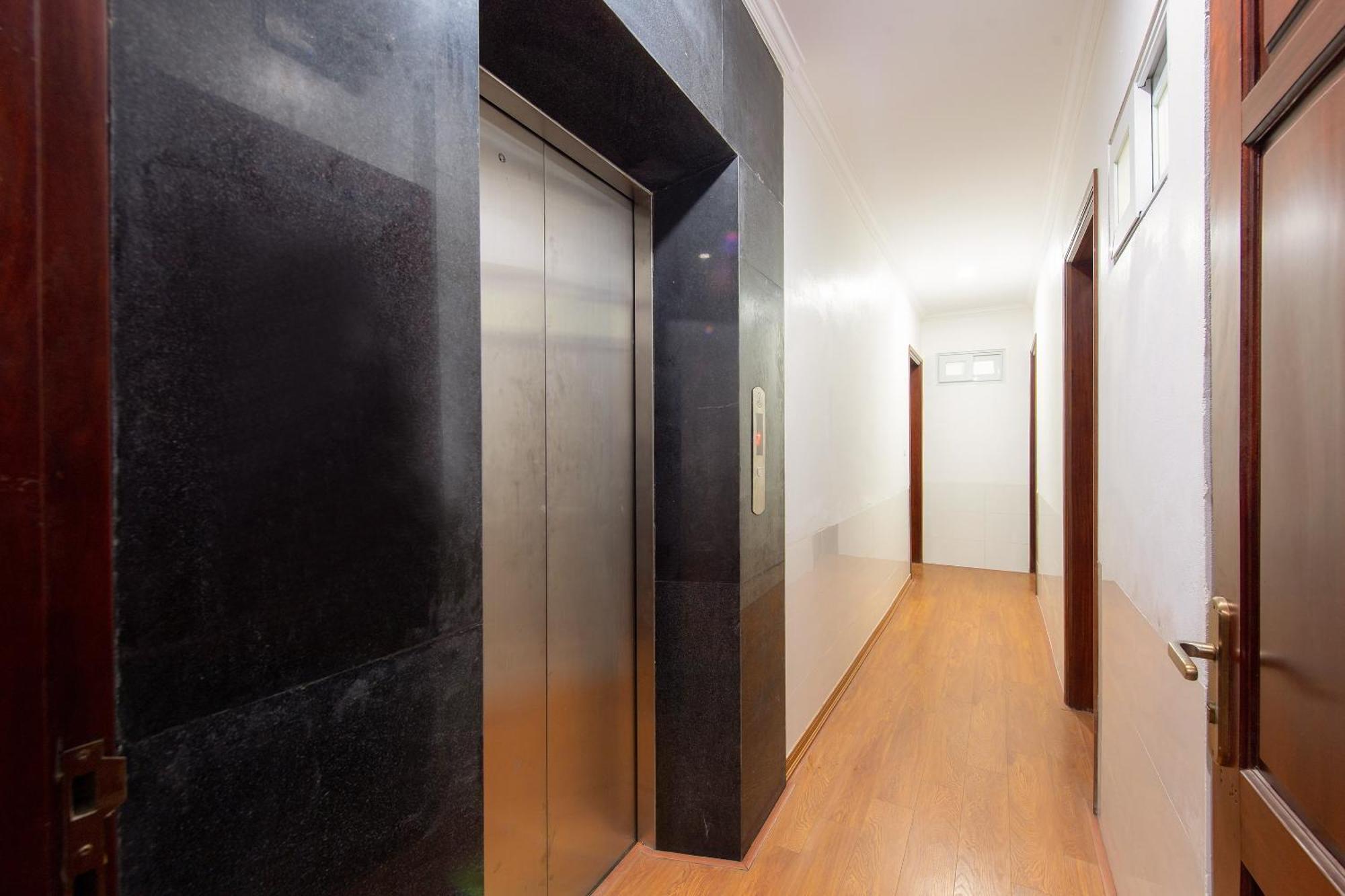 Super Oyo Capital O 387 Bach Duong Hotel Hanoï Extérieur photo